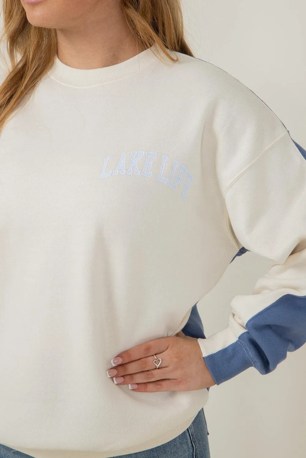 1897 Active Michigan Lake Life Fleece Sweatshirt for Women in Cream/Blue | GT878-CREAM/BLUE