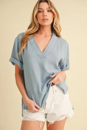 Aemi   Co Side Slit V-Neck Short Sleeve Blouse