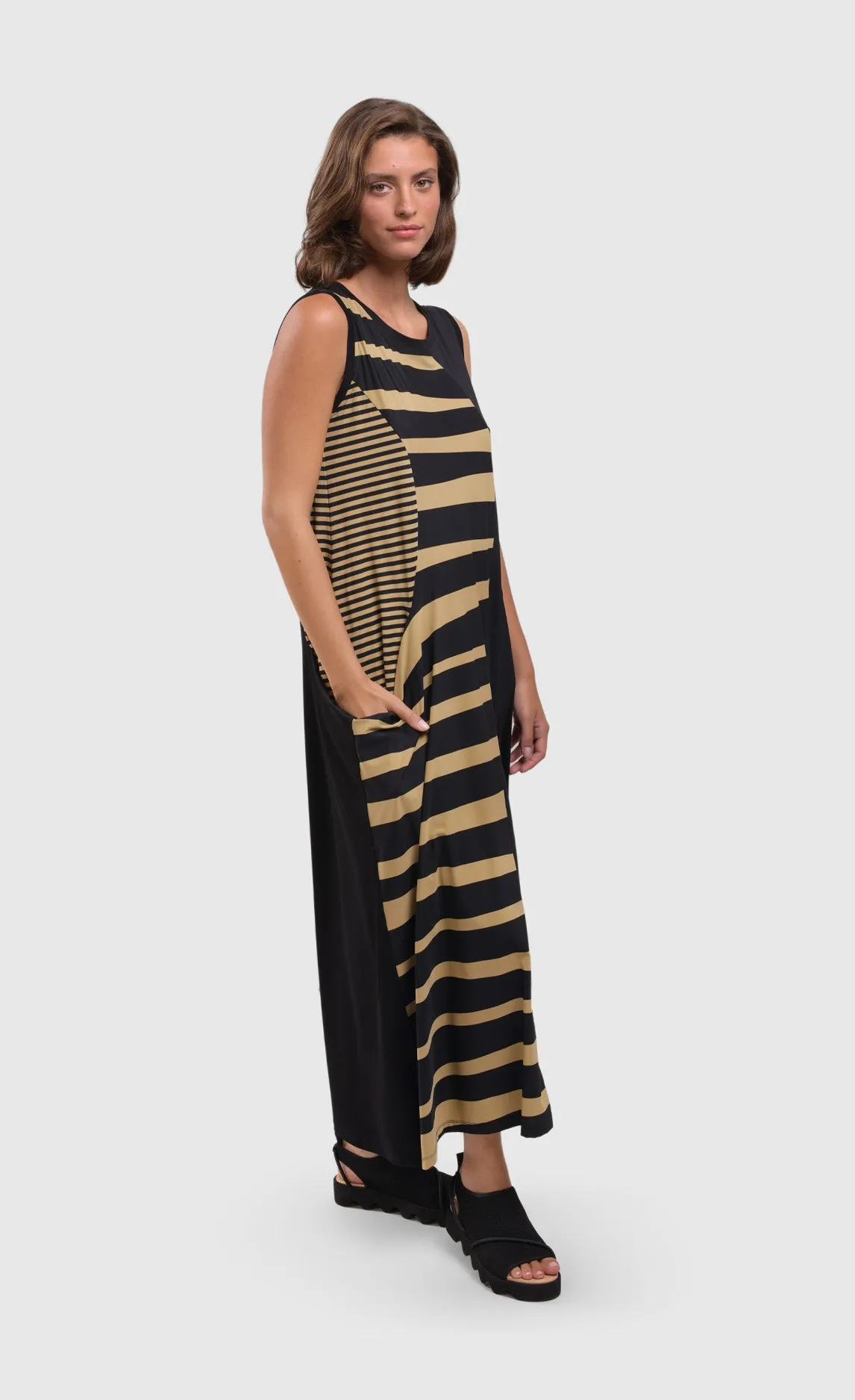 Alembika Tekbika Dune Waves Maxi Dress