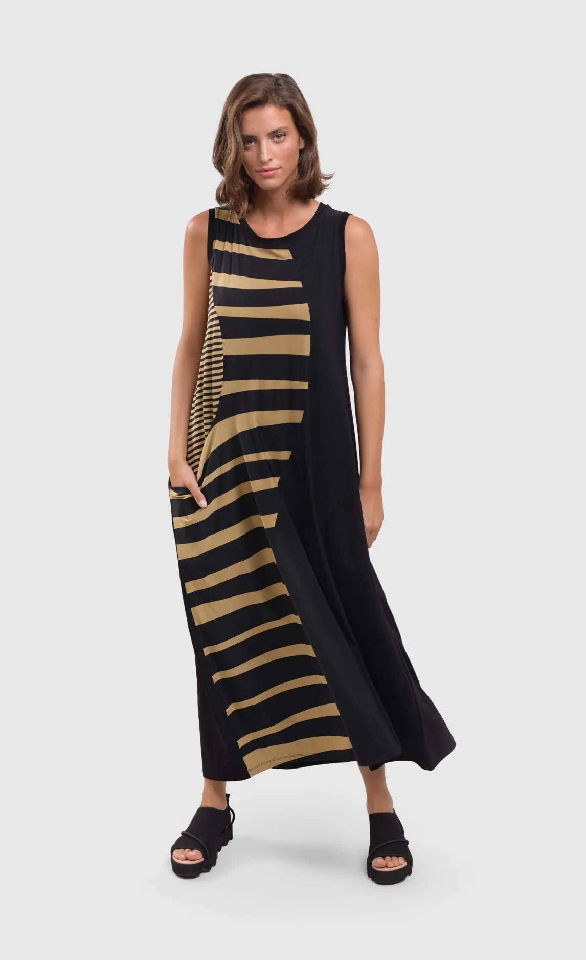 Alembika Tekbika Dune Waves Maxi Dress