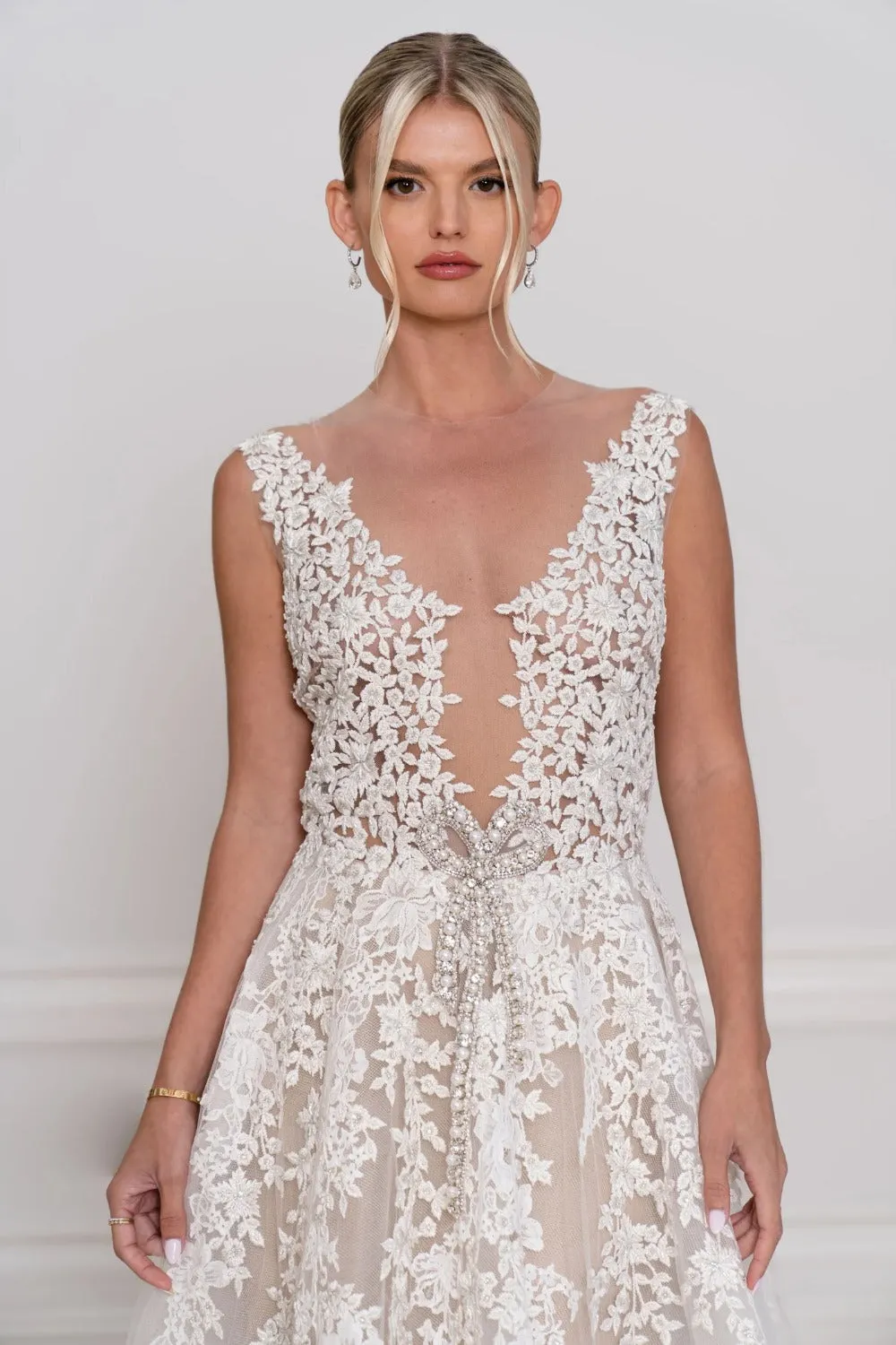 Beauty Mark Gown - STYLE6020