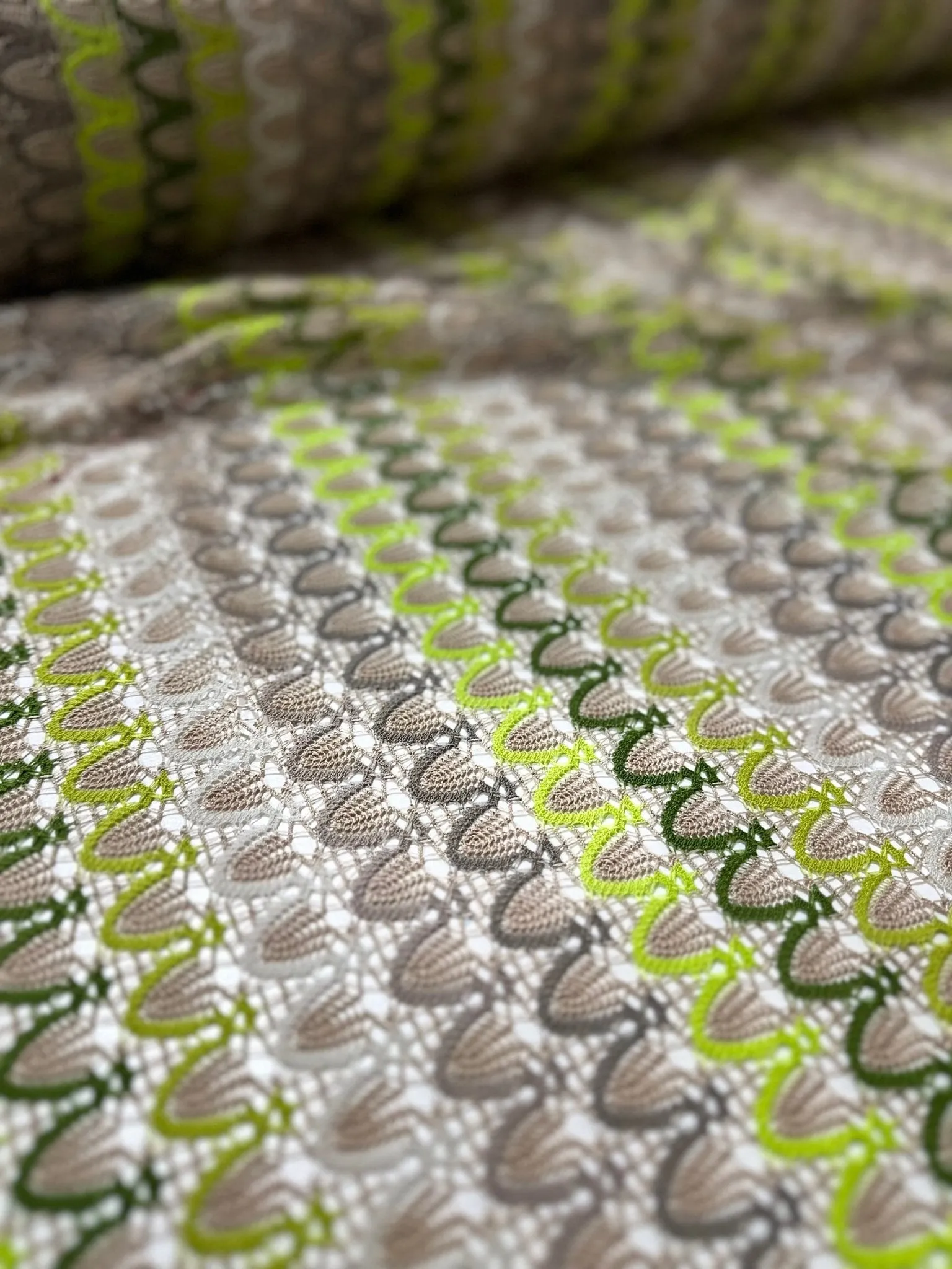 Beige Green Zigzag Knit Jersey Mesh Fabric for Clothing and Crafts