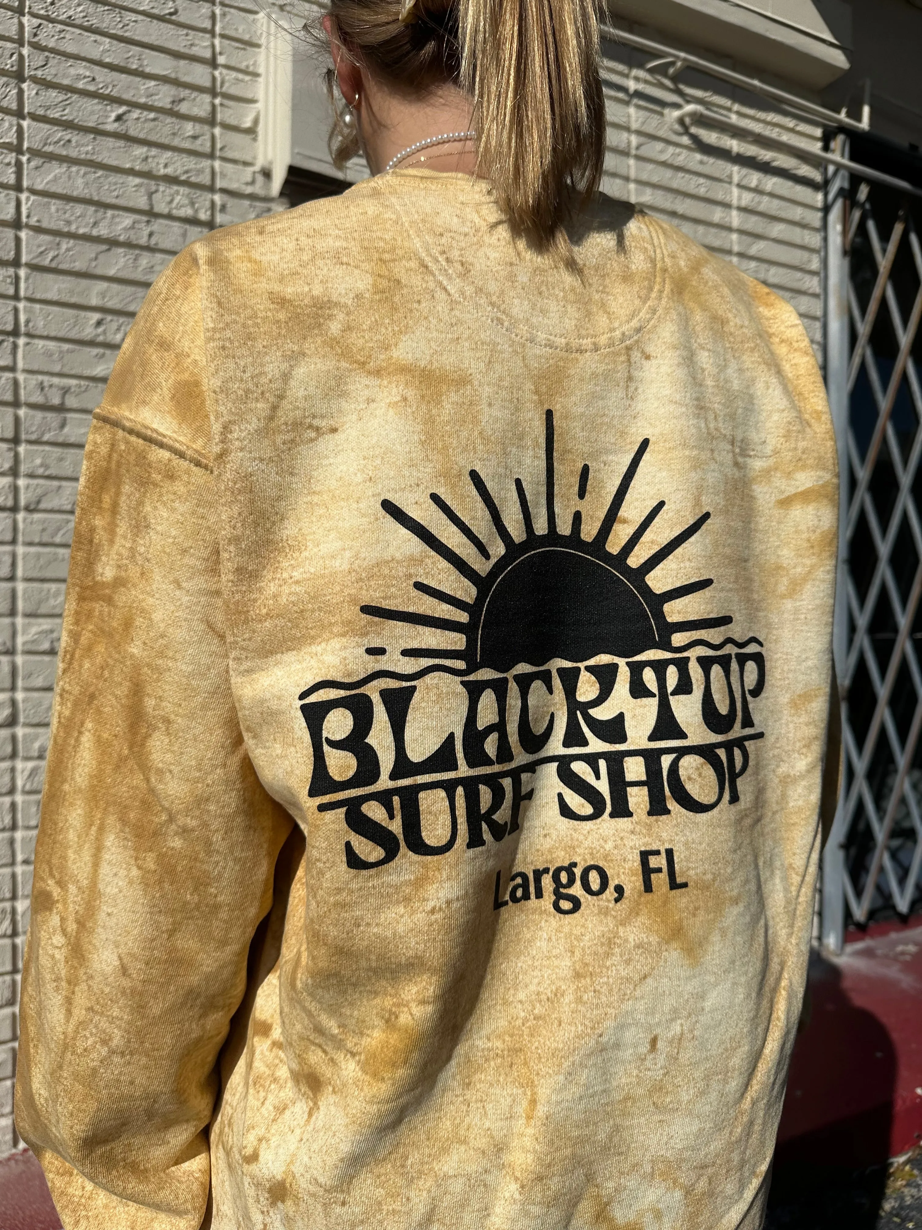 Blacktop Sun Crewneck Sweater in Citrine Wash
