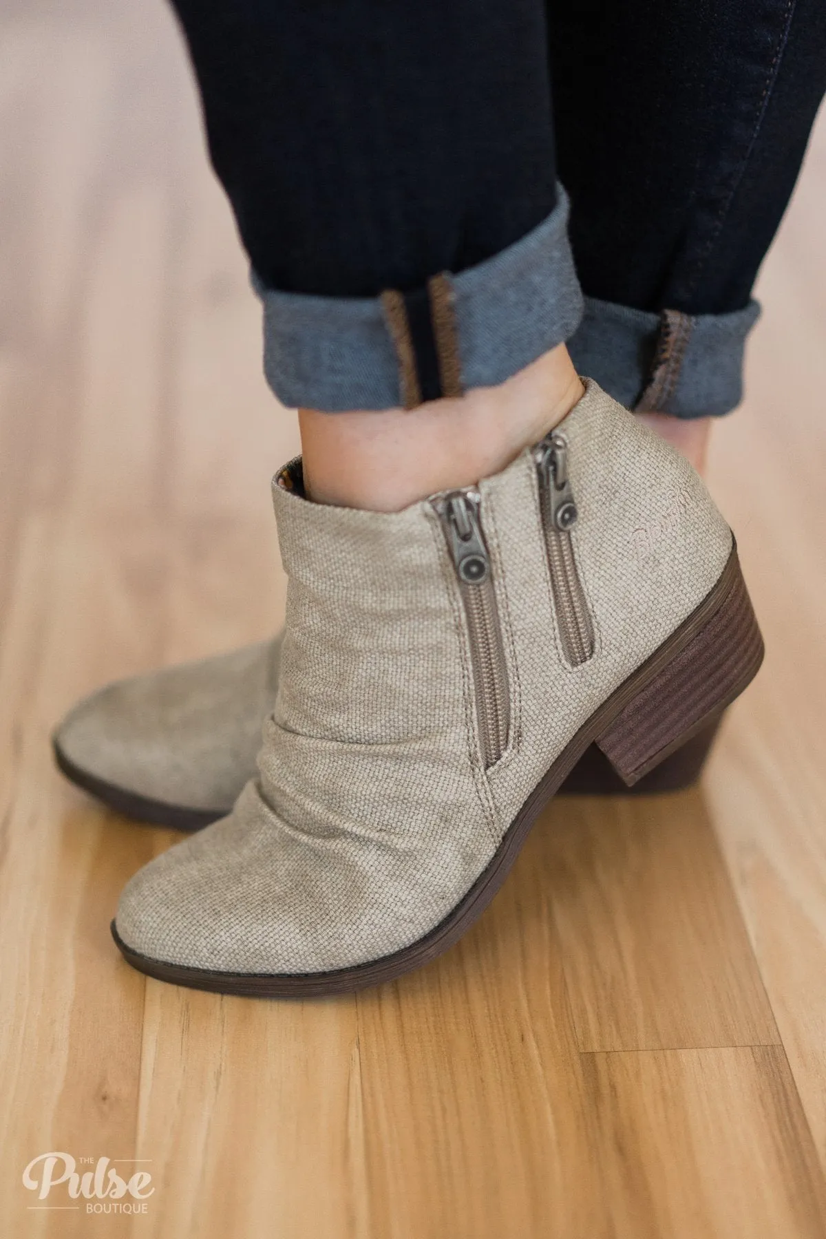 Blowfish Storz- Taupe Rancher Canvas