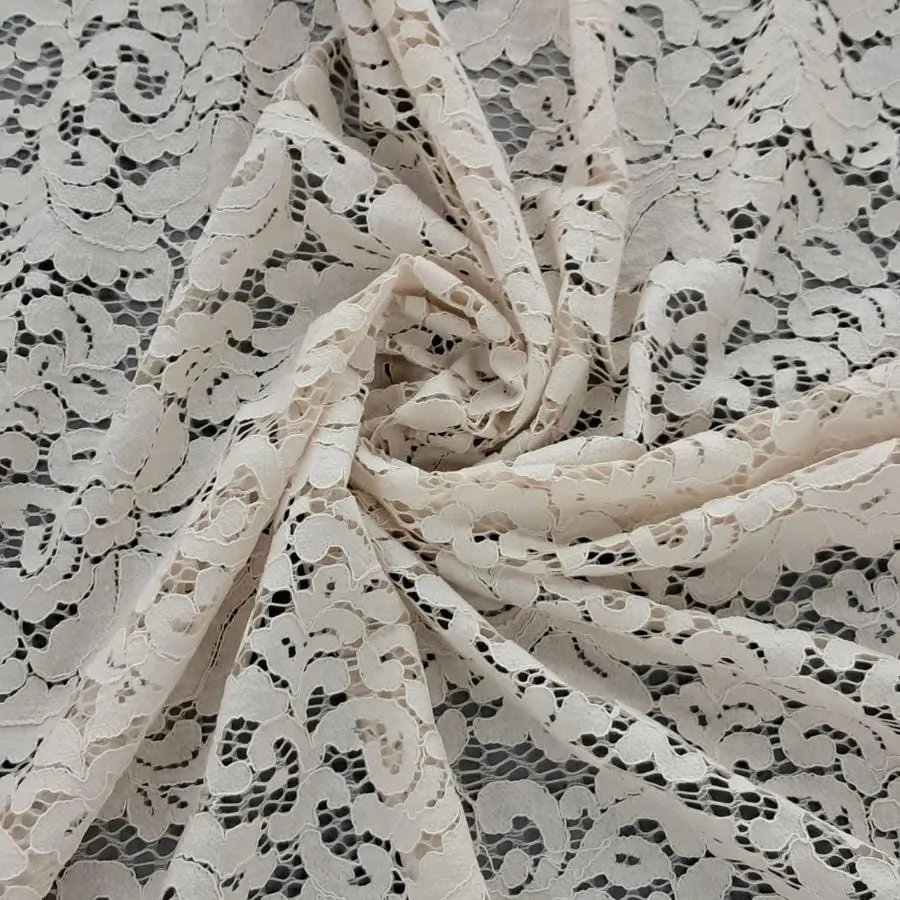 Cnr Lace Katrina Scallop 150cm