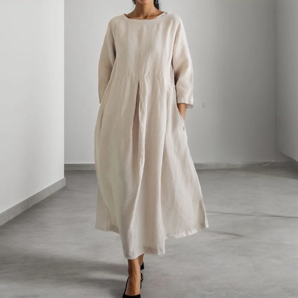 Comfortable loose-fitting women's dress