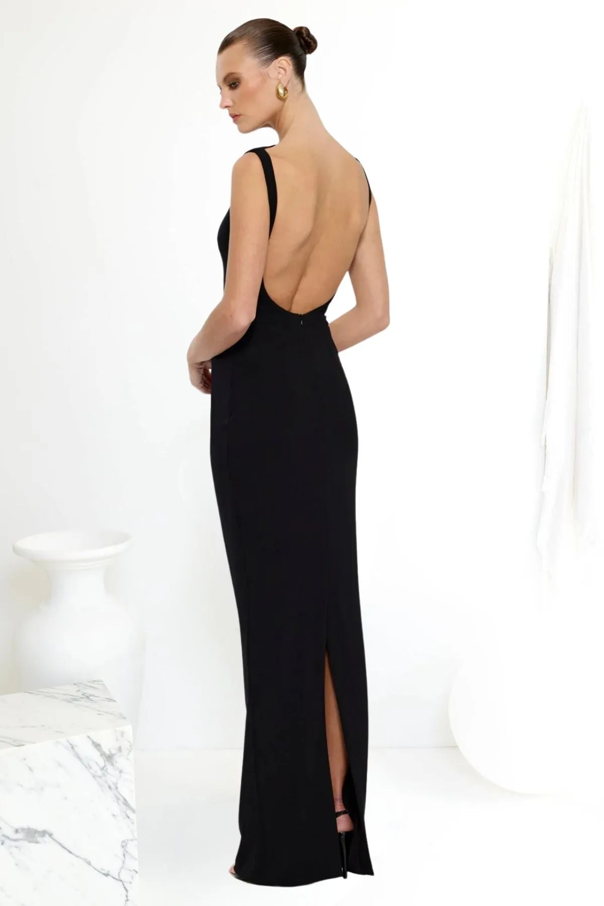 EFFIE KATS Verona Gown (Black)
