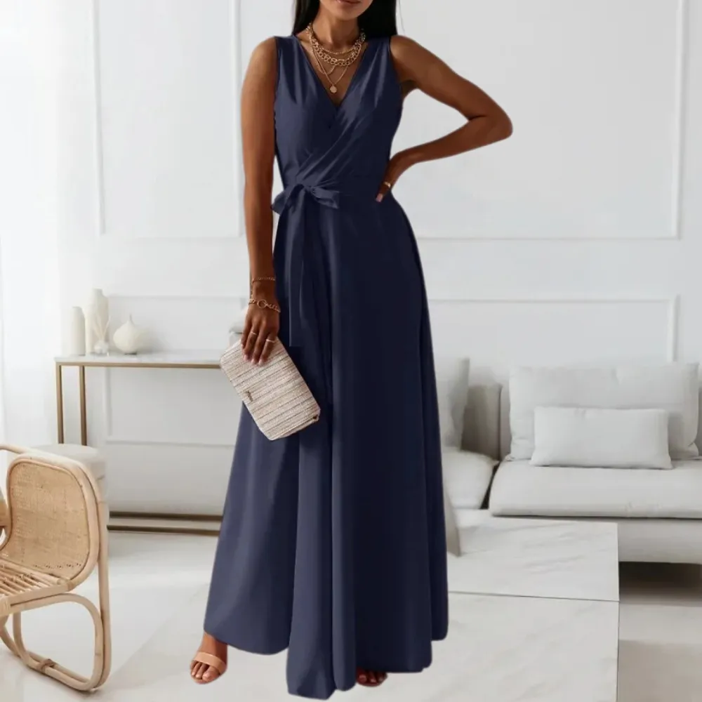 Elegant ladies maxi dress with v-neckline