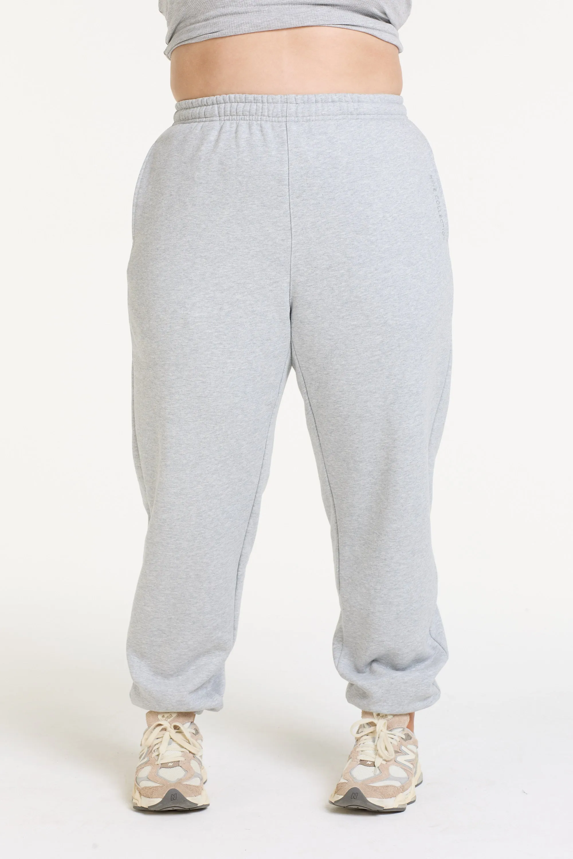 ESSENTIAL TRACKPANT MARBLE