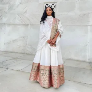 Hammer traditional dress