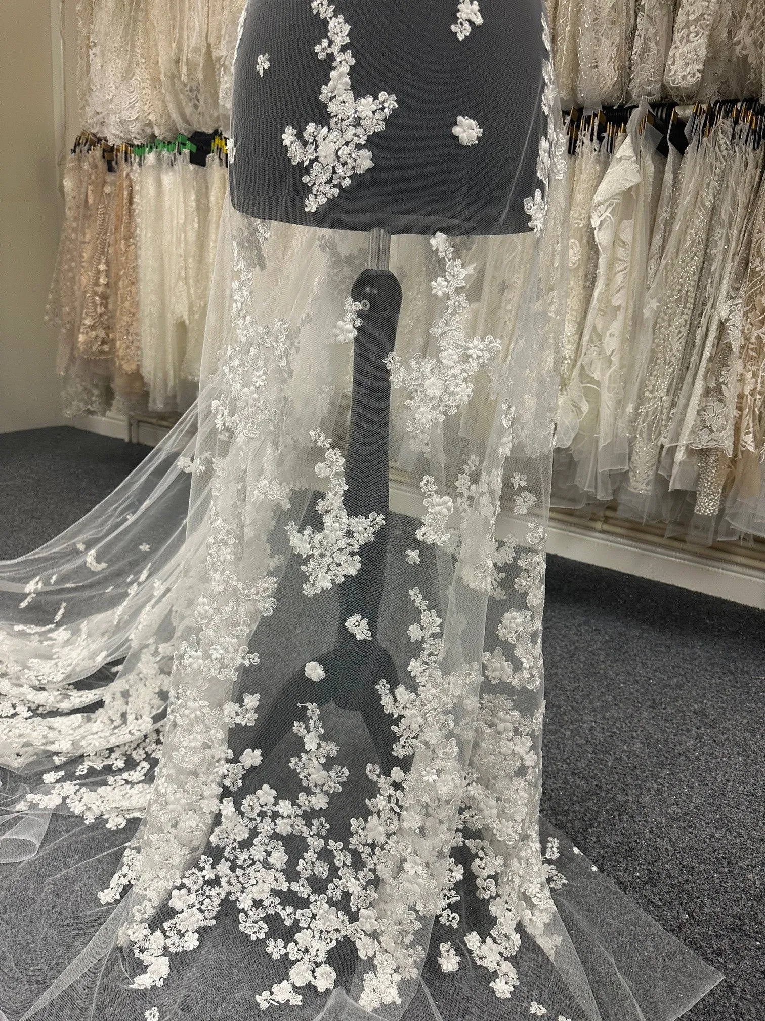 Ivory Embroidery Lace - Fabienne