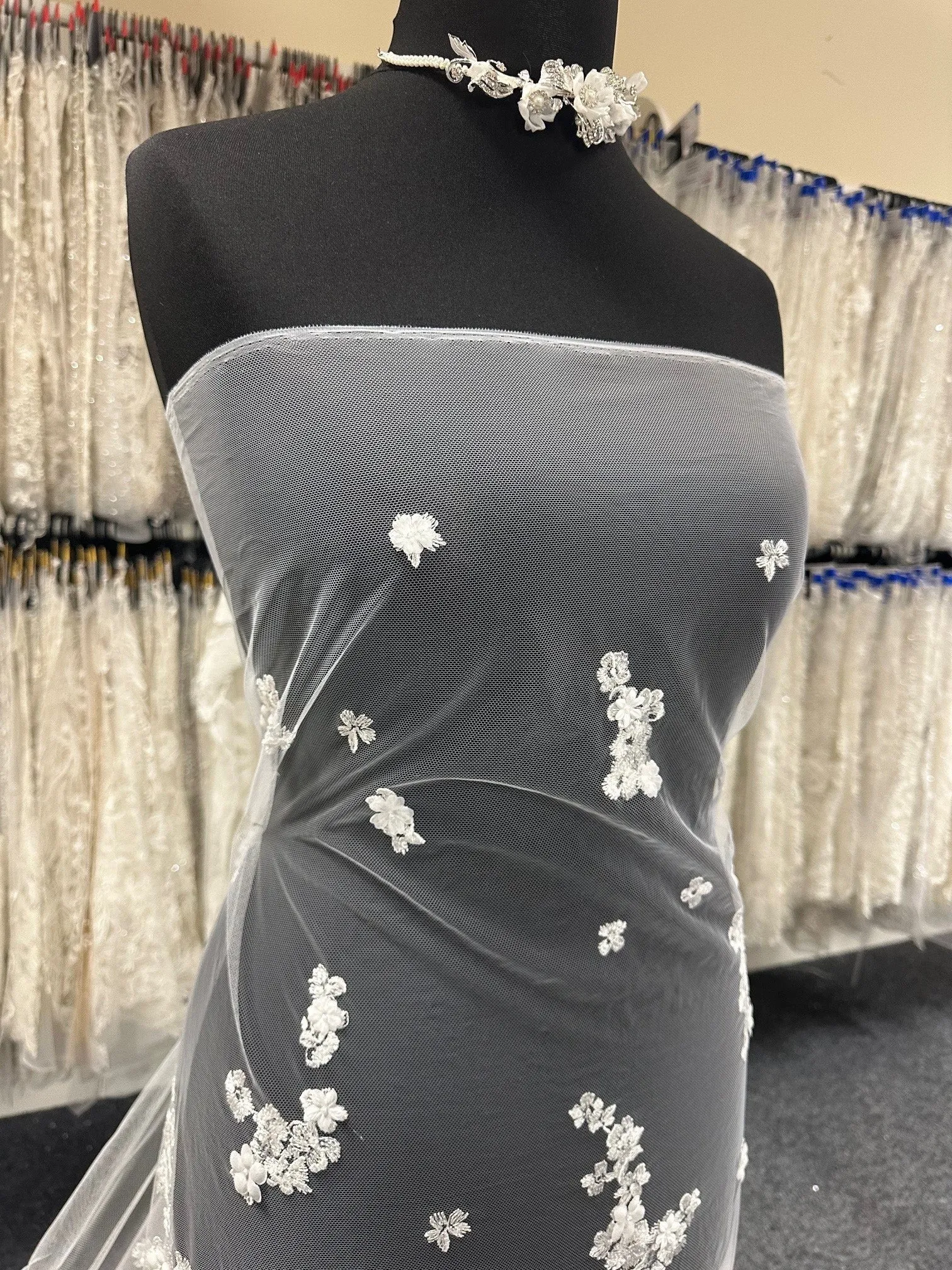 Ivory Embroidery Lace - Fabienne