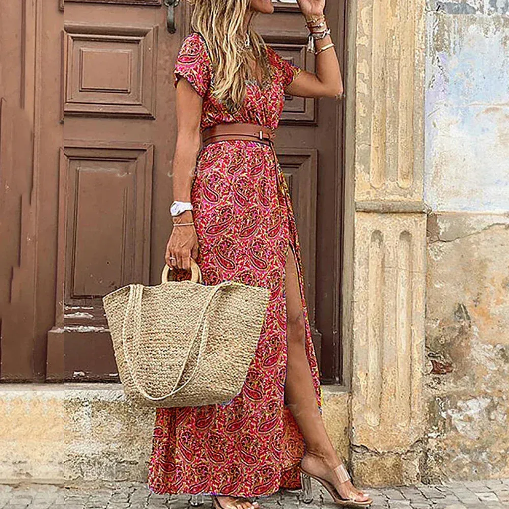 Laila® | Uncomplicated and trendy   dress