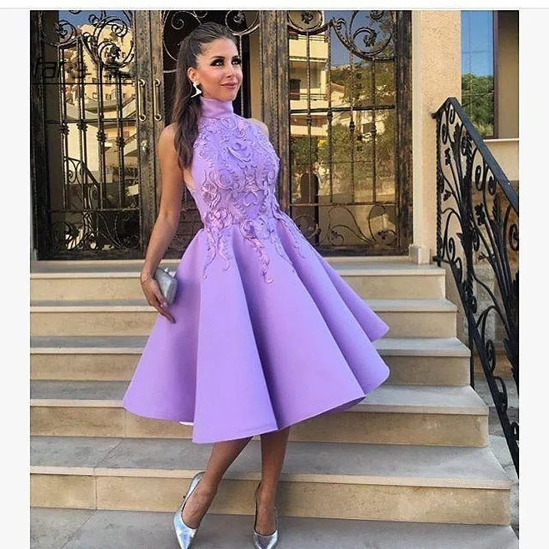 Light Purple High Neck Homecoming Dresses Sleeveless Lace Satin Tea-Length Short Party Prom Gown Appliques Custom Mdae