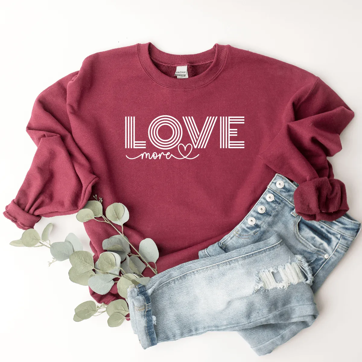 Love More - Sweatshirt