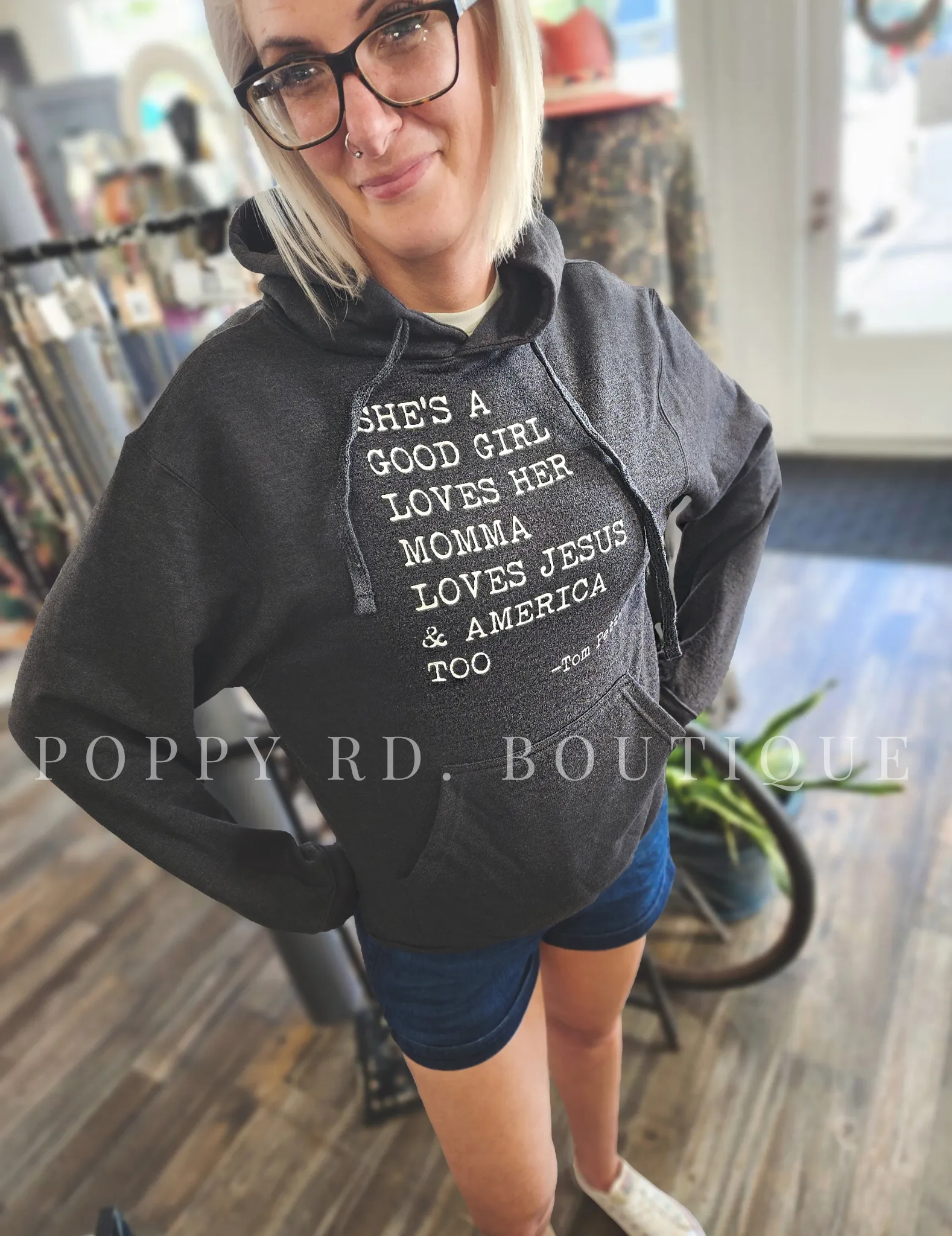 Loves Her Mama Sweatshirts and Hoodies: Heather Graphite Graphic Tee *
