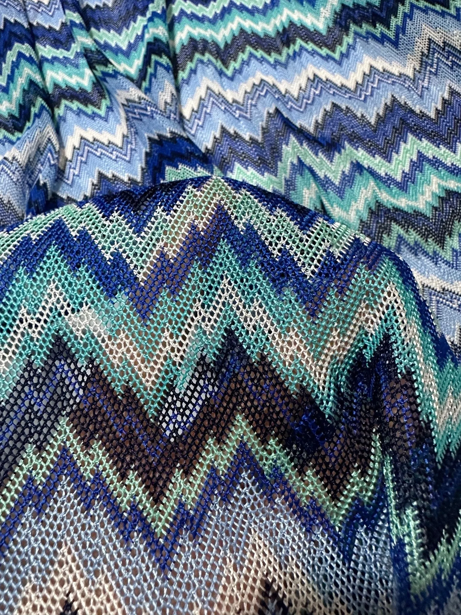 Mesh Fabric, Zigzag Knit Jersey Fabric, Blue White color Chevron Fabric