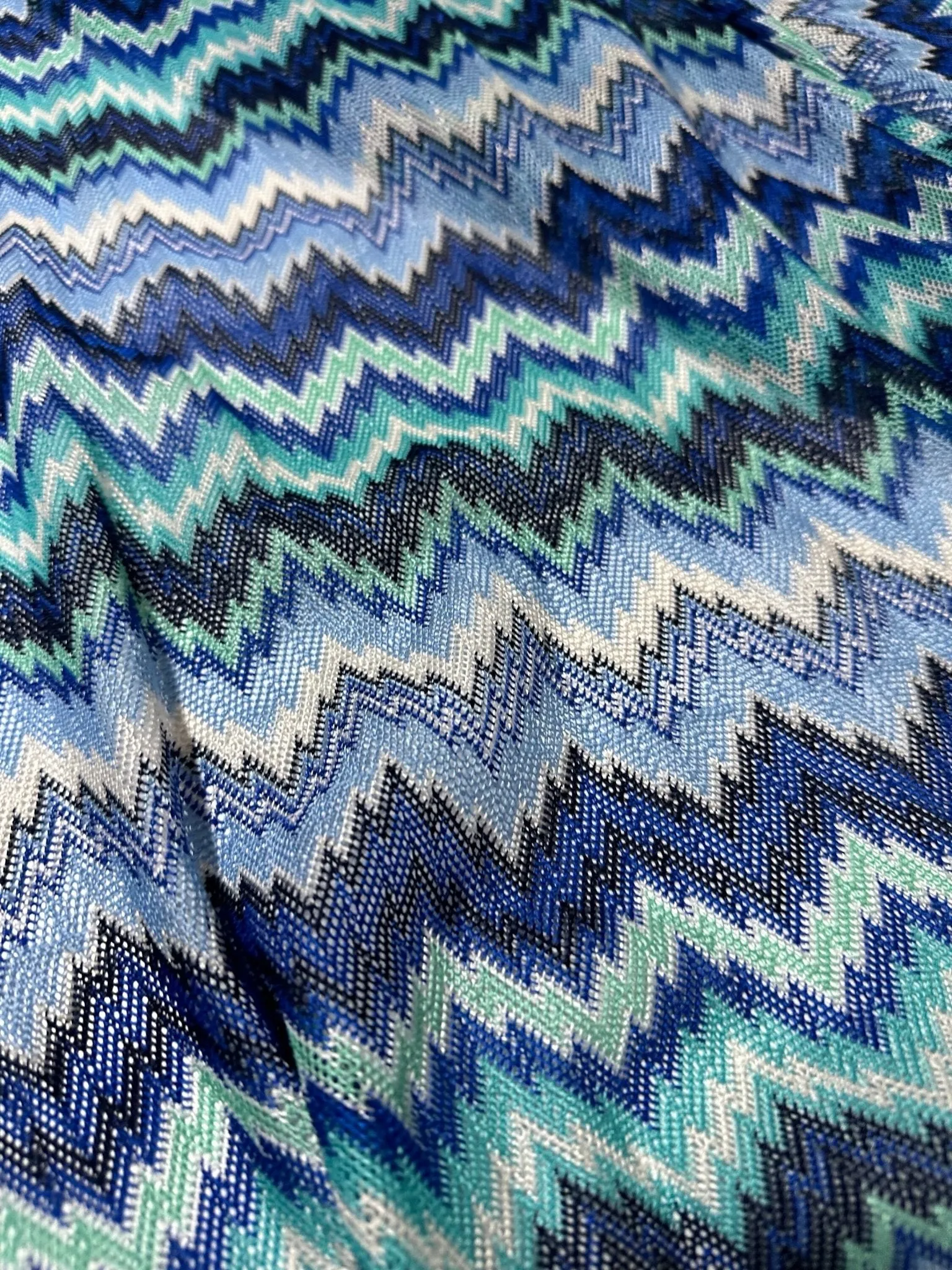 Mesh Fabric, Zigzag Knit Jersey Fabric, Blue White color Chevron Fabric