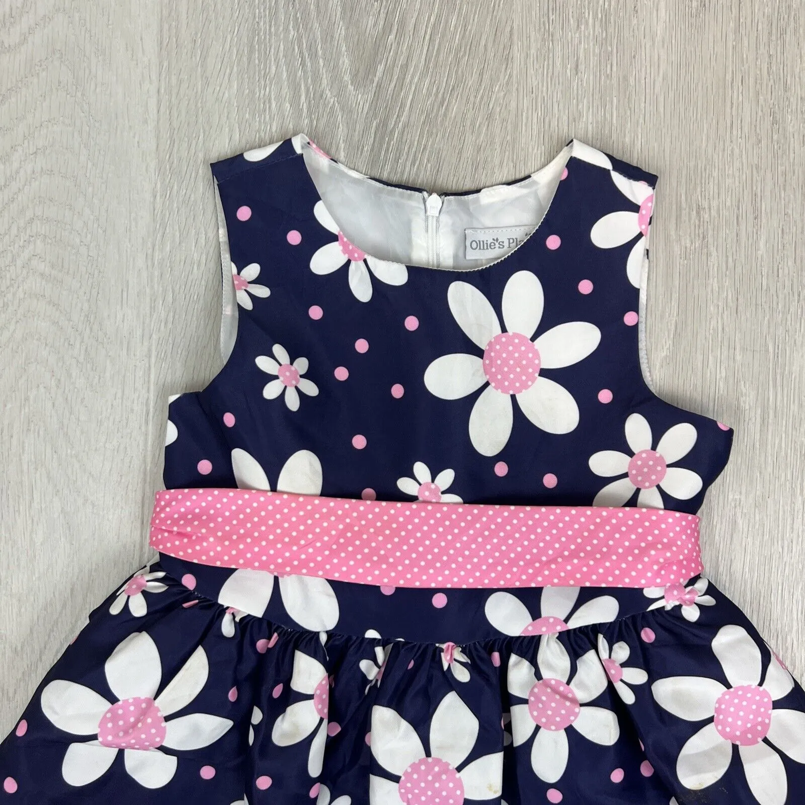 Ollies Place Girls Dress Bundle Size 6 Years (2 Dresses)