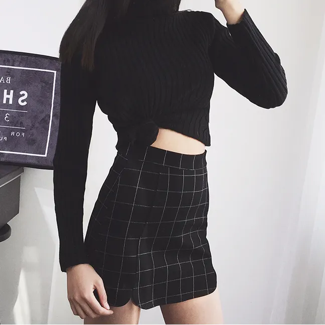 Plaid Petals Hip Short Skirt KF50523