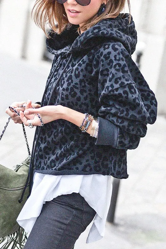PRETTY LEOPARD CROPPED HOOODIE