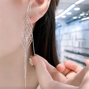Rhombus Ear Thread