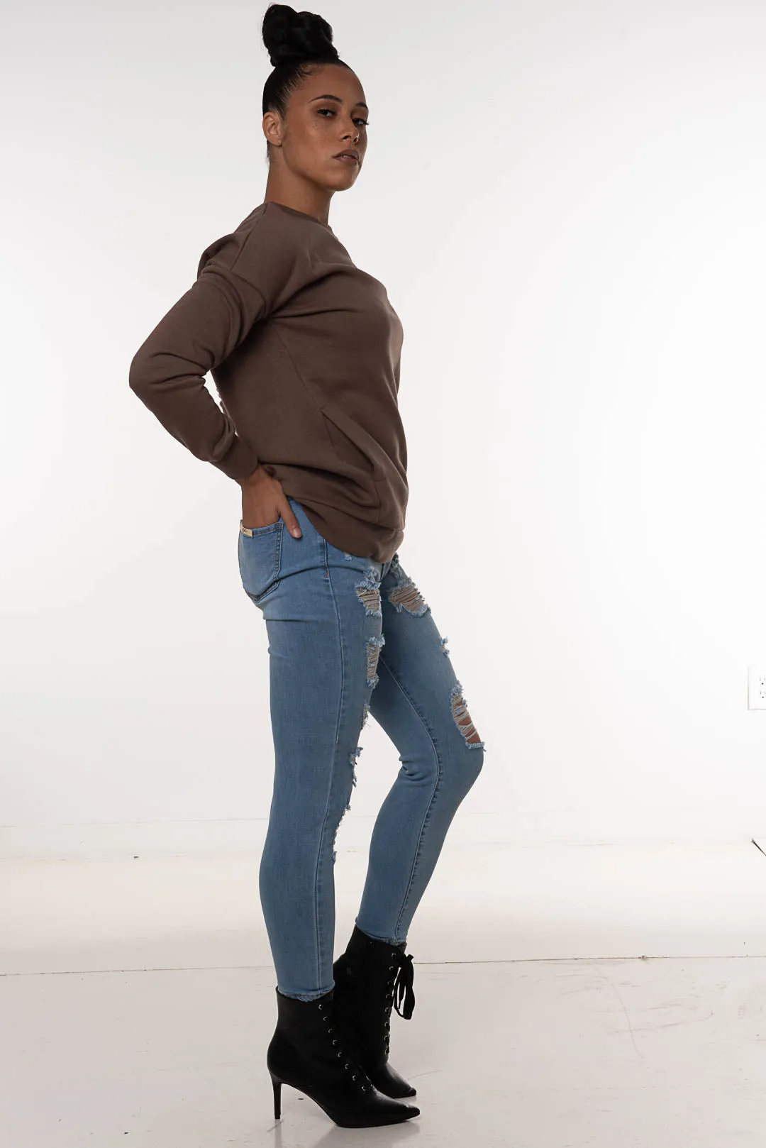 ROUND NECK SWEATSHIRT |mocha | sizes up to 3XL |