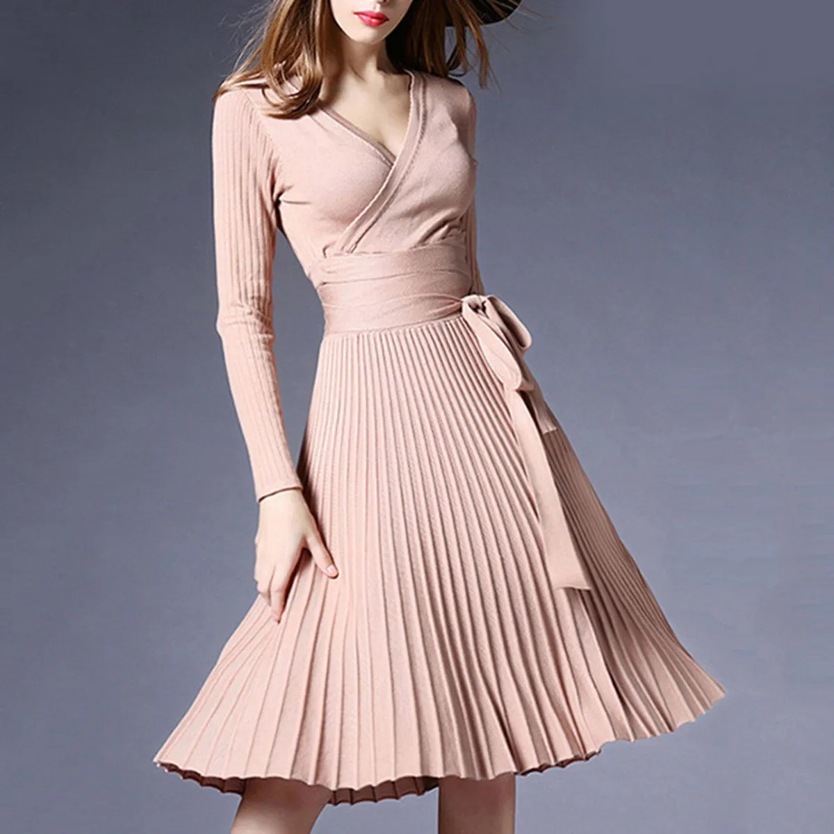 Sexy V-Neck Solid Pleated Knitted Skater Dress
