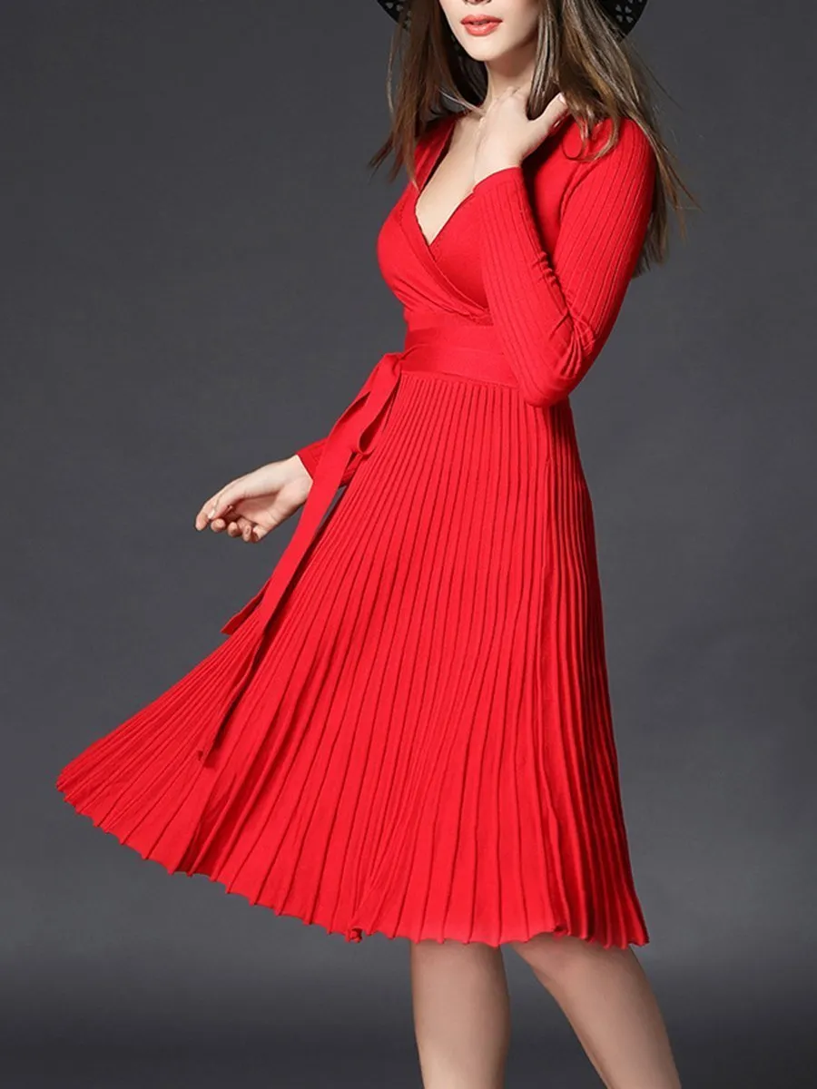 Sexy V-Neck Solid Pleated Knitted Skater Dress