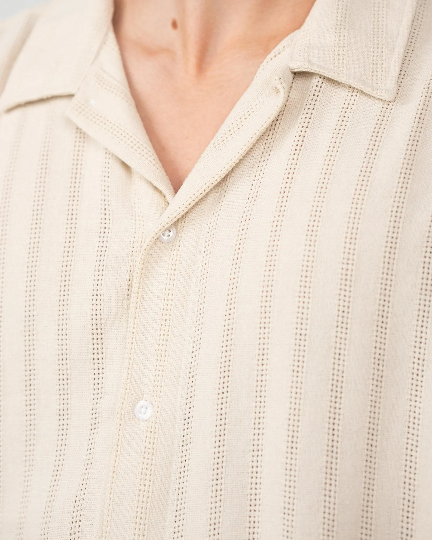 Short Sleeve Knit Shirt Beige