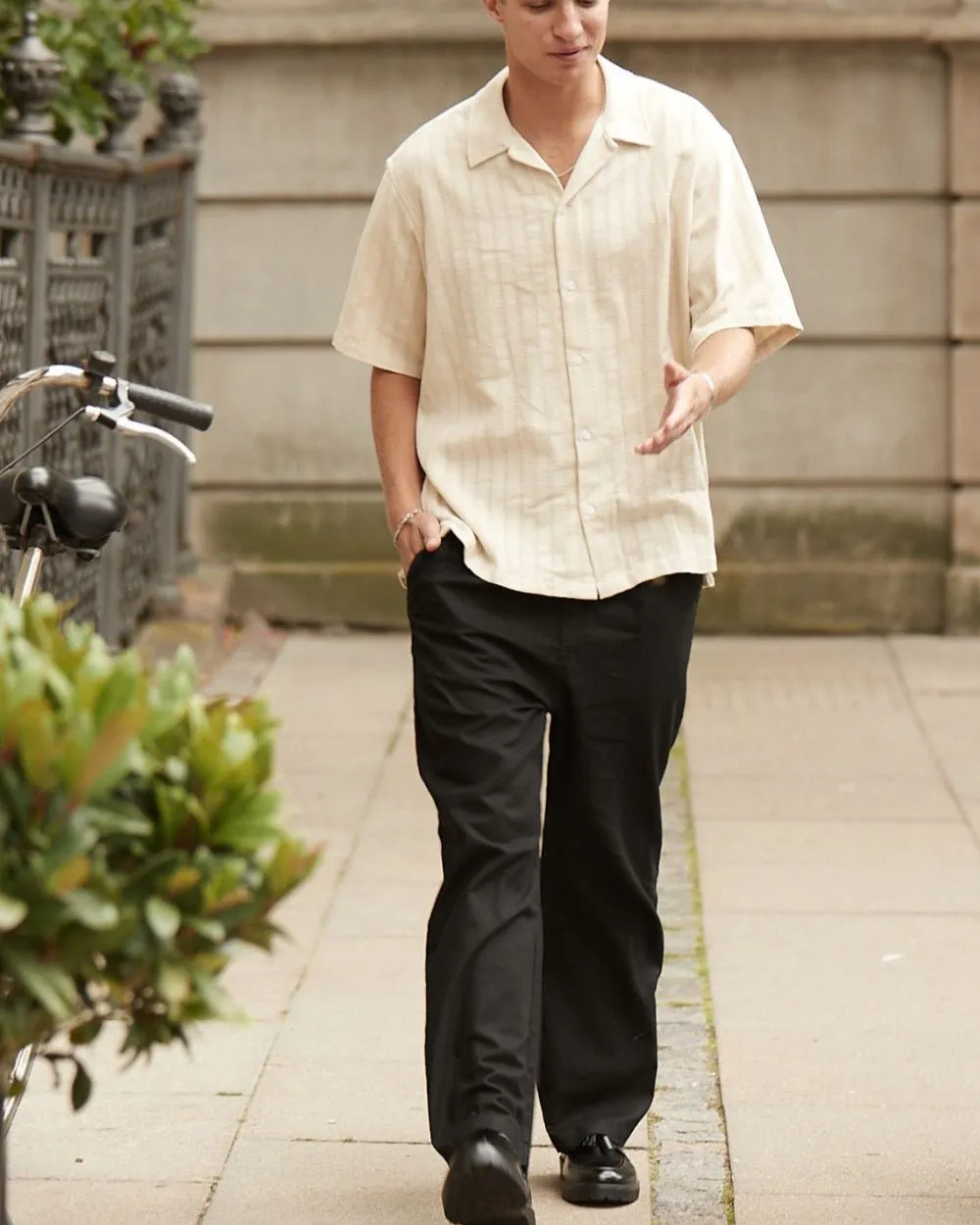 Short Sleeve Knit Shirt Beige