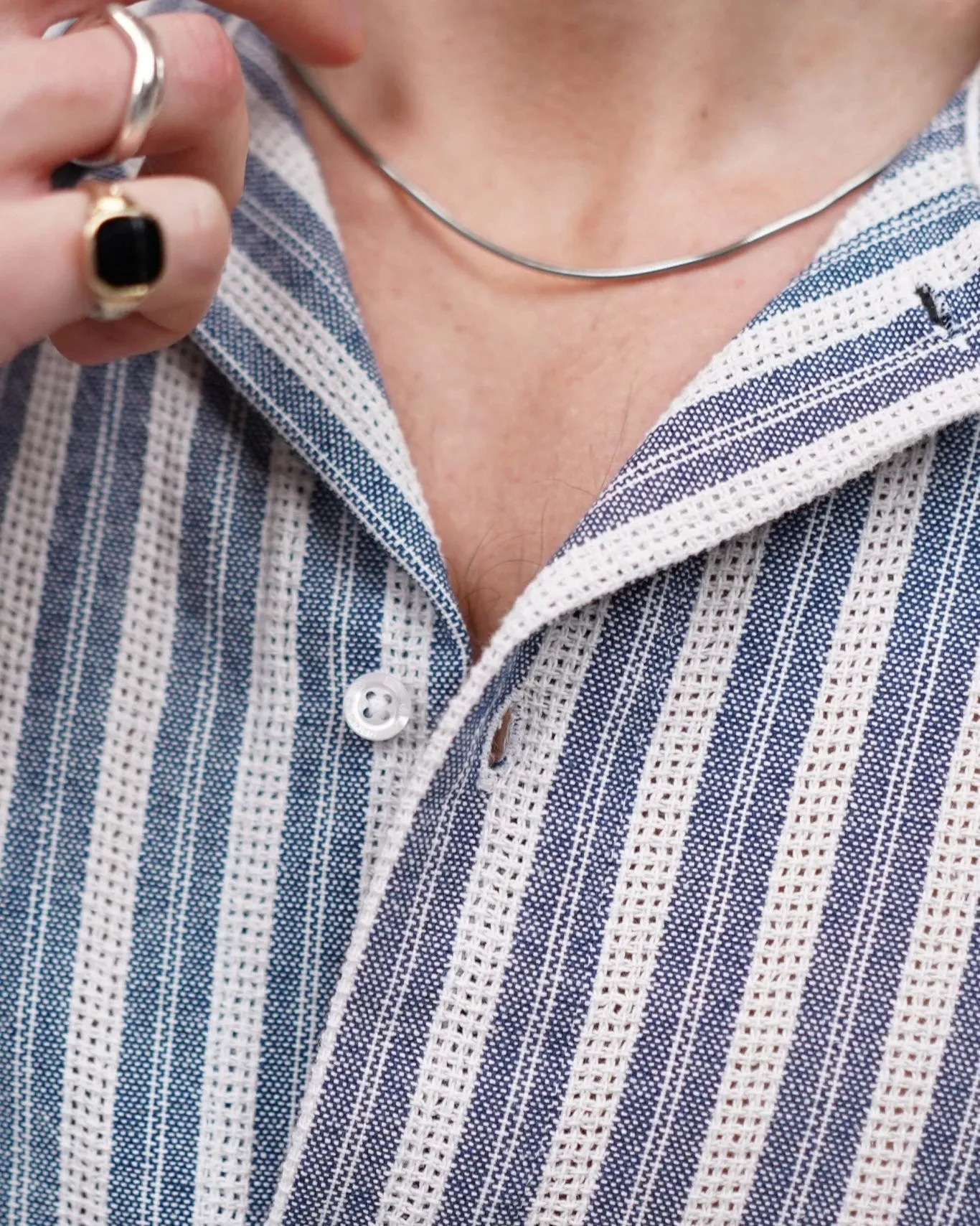 Short Sleeve Knit Shirt Navy Striped