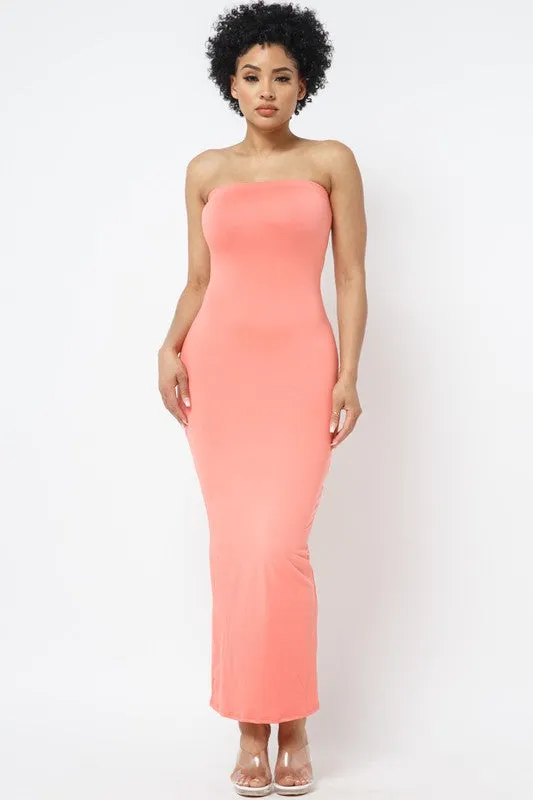 SOLID STRAPLESS DRESS WITH BACK SLIT