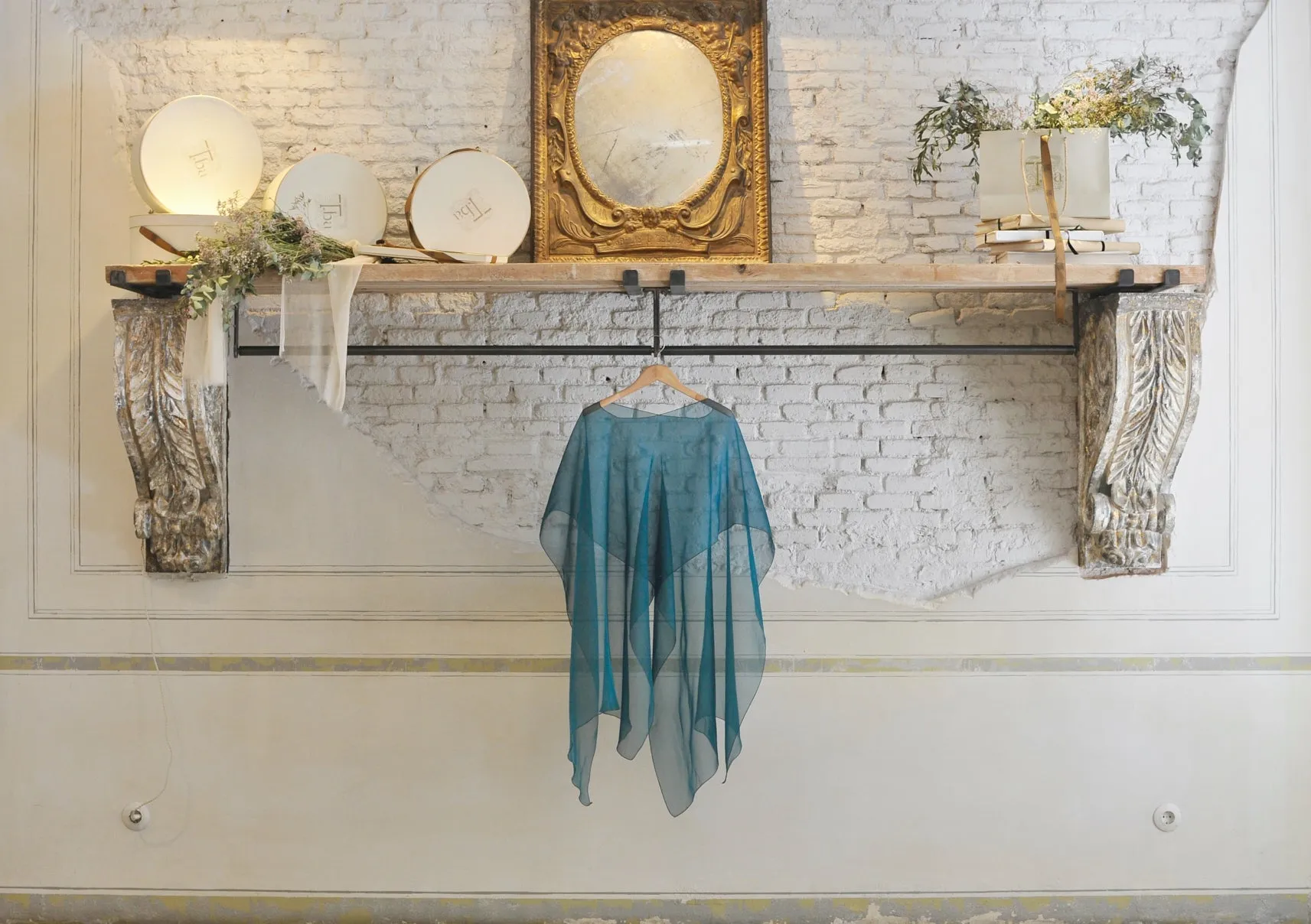 T.ba Shawl Tiziano