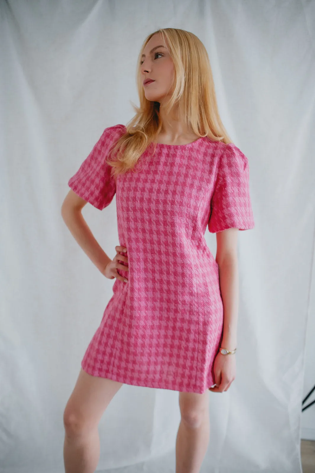 The Pippa Houndstooth Mini Dress - Fuchsia