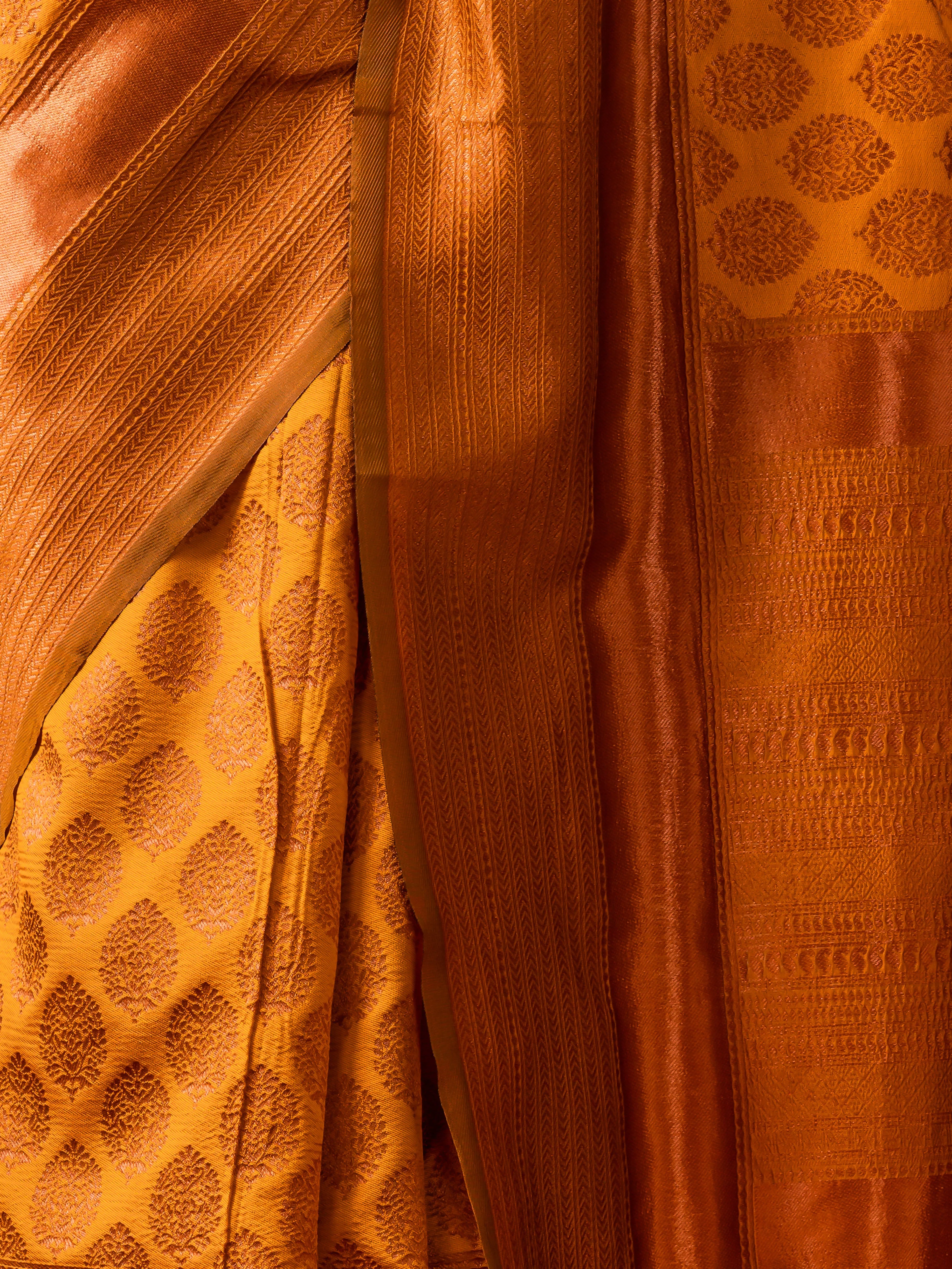 Vishesh Mustard Bronze Saree with Blouse Fabric