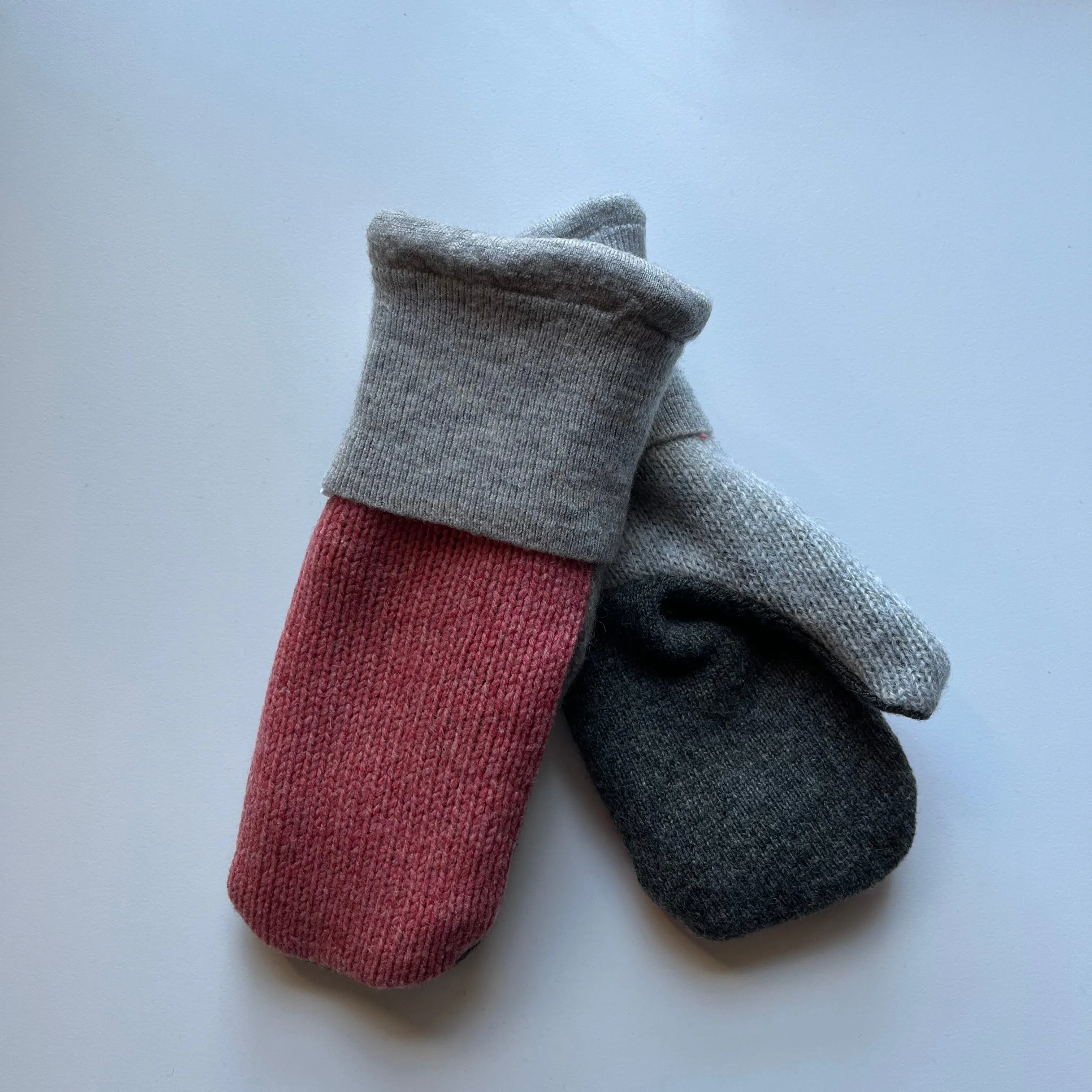 Women's Mittens - Pink & Grey - 1056 M/L